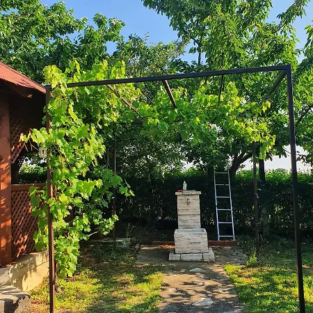 Vinogradski Belgrade, Sopot,kosmaj 펜션 *