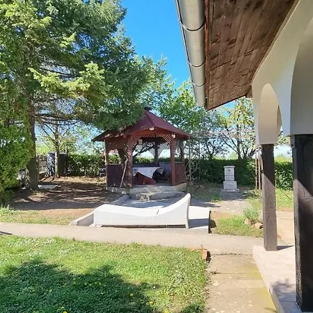 Vinogradski Belgrade, Sopot,kosmaj Tatil Evi *