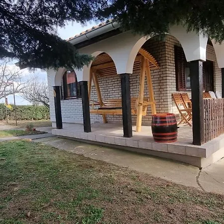 Vinogradski Belgrade, Sopot,kosmaj Tatil Evi *