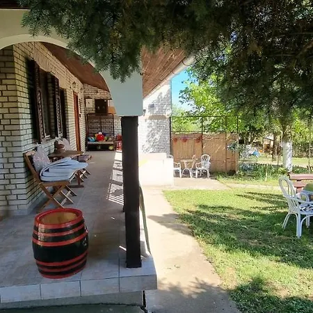 Vinogradski Belgrade, Sopot,kosmaj Holiday home Sopot