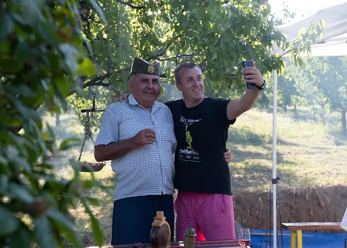 Vinogradski Belgrade, Sopot,kosmaj 別荘